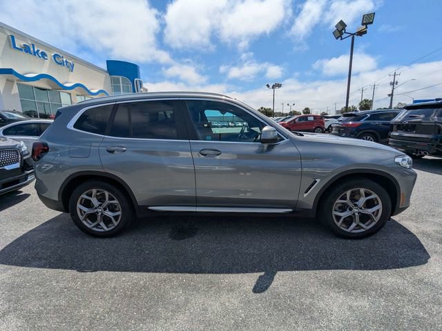 Used 2023 BMW X3 xDrive30i AWD/4WD image 2