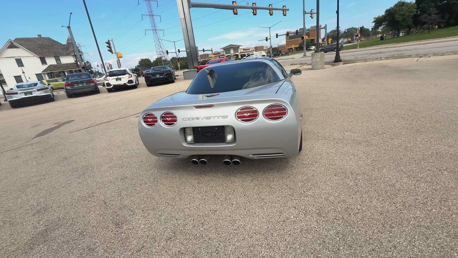 Used 1997 Chevrolet Corvette Coupe w/ Memory Pkg RWD image 7