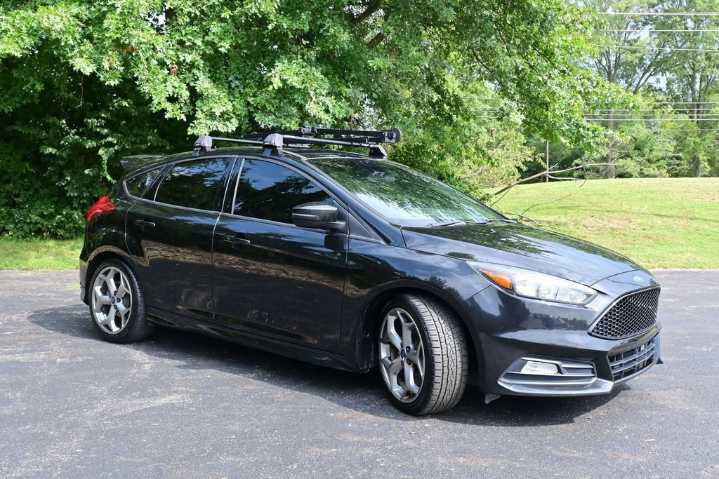 Used 2015 Ford Focus ST FWD image 5