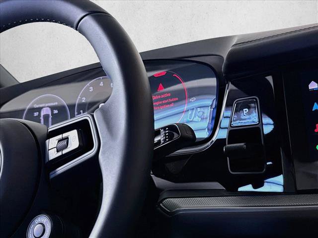 New 2026 Porsche Cayenne Coupe AWD/4WD image 19