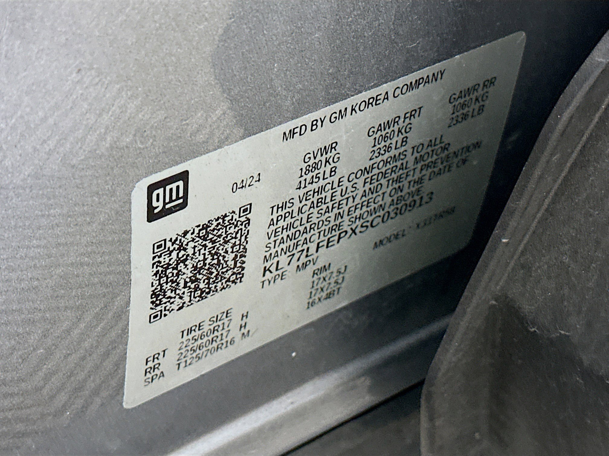 Used 2025 Chevrolet Trax LS w/ LS Convenience Package image 12