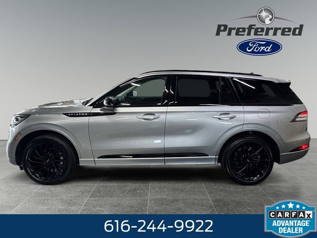 Used 2023 Lincoln Aviator Reserve w/ Jet Package AWD/4WD image 9