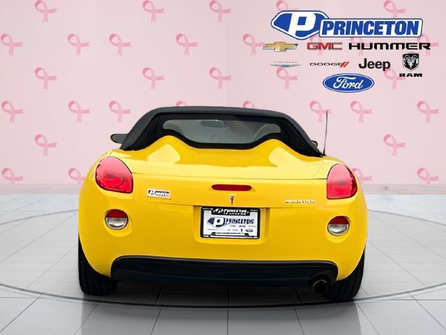 Used 2007 Pontiac Solstice Convertible w/ Premium Package RWD image 6
