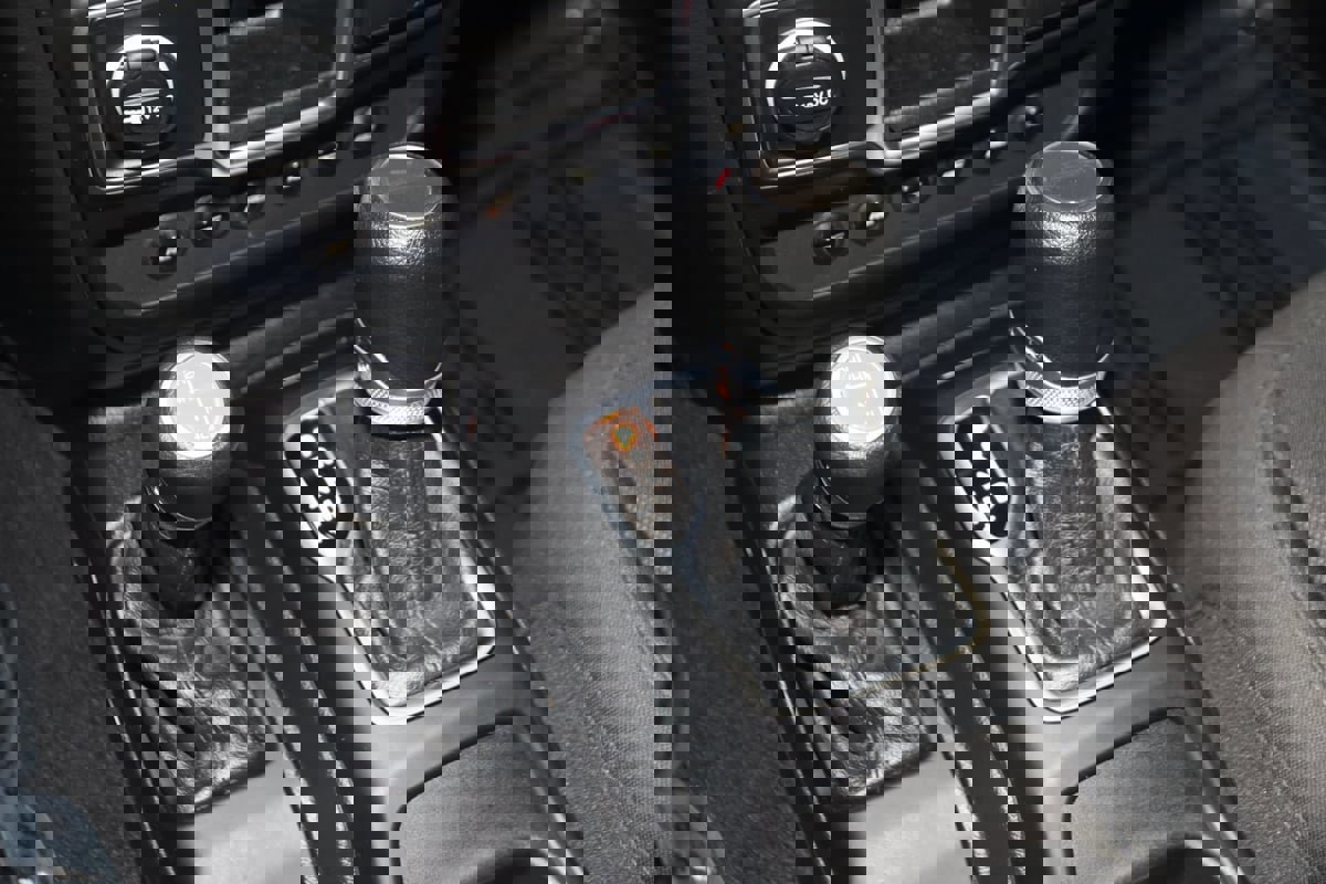 Used 2023 Jeep Gladiator Sport w/ Trailer Tow Package image 8