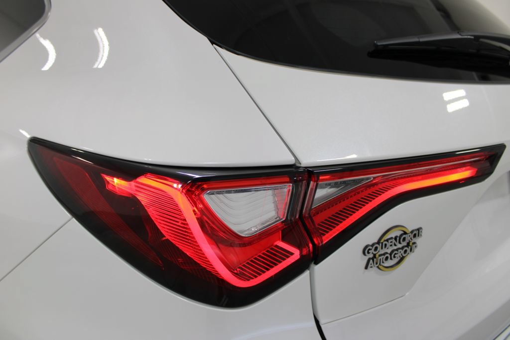Used 2023 Acura MDX w/ Technology Package FWD image 24