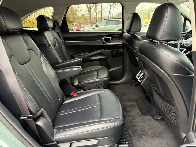 Used 2025 Kia Sorento EX image 22