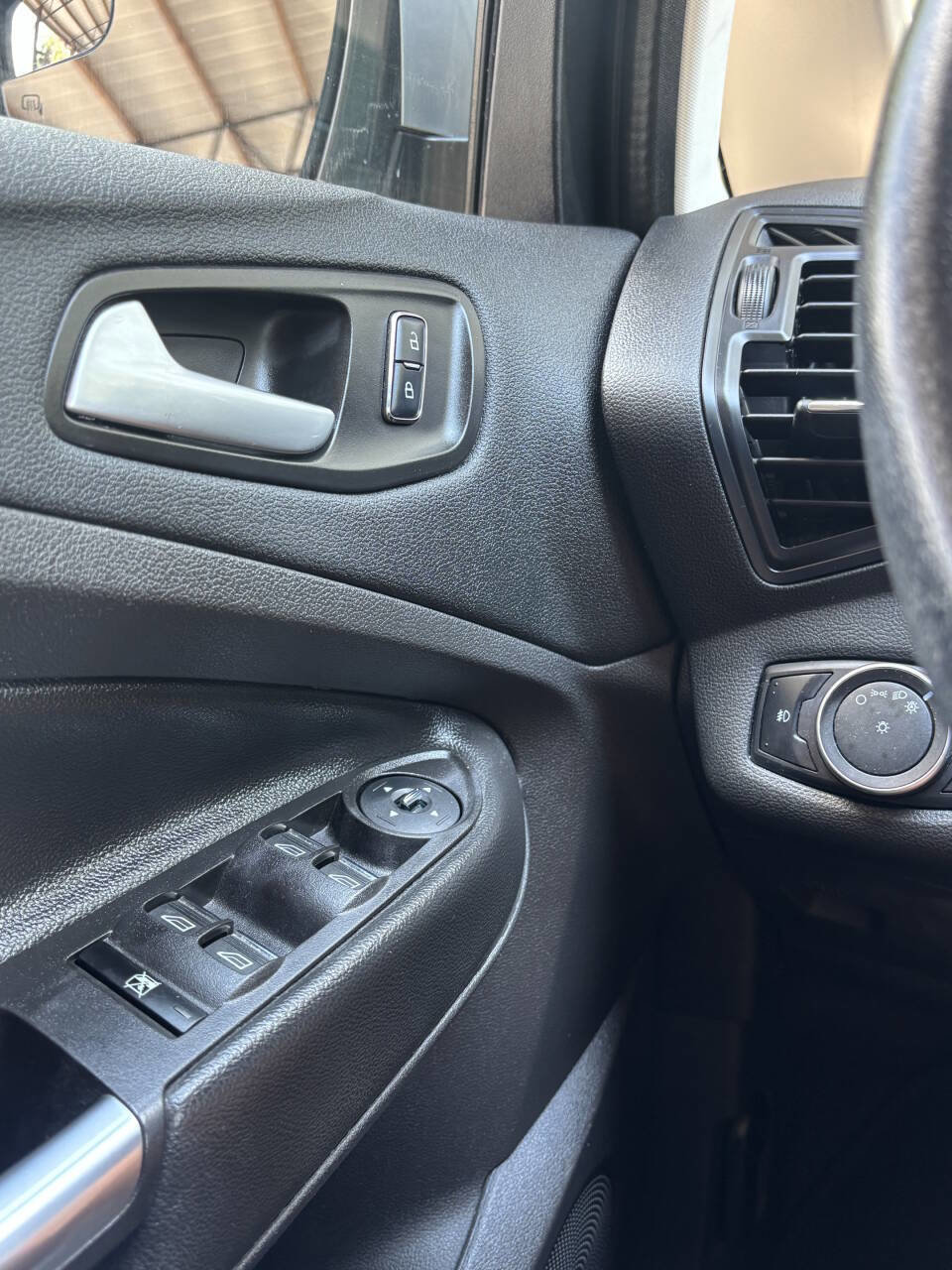 Used 2016 Ford C-MAX SEL w/ Equipment Group 302A image 11