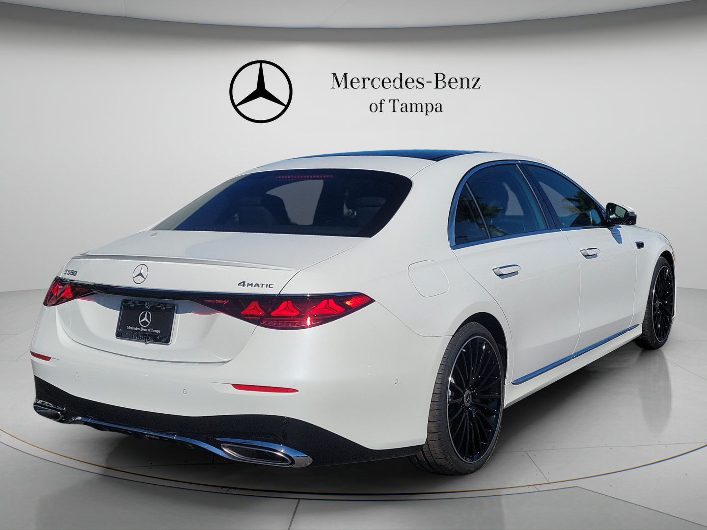 New 2027 Mercedes-Benz S 580 4MATIC Sedan image 3