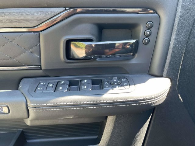 New 2027 RAM 3500 Limited AWD/4WD image 22