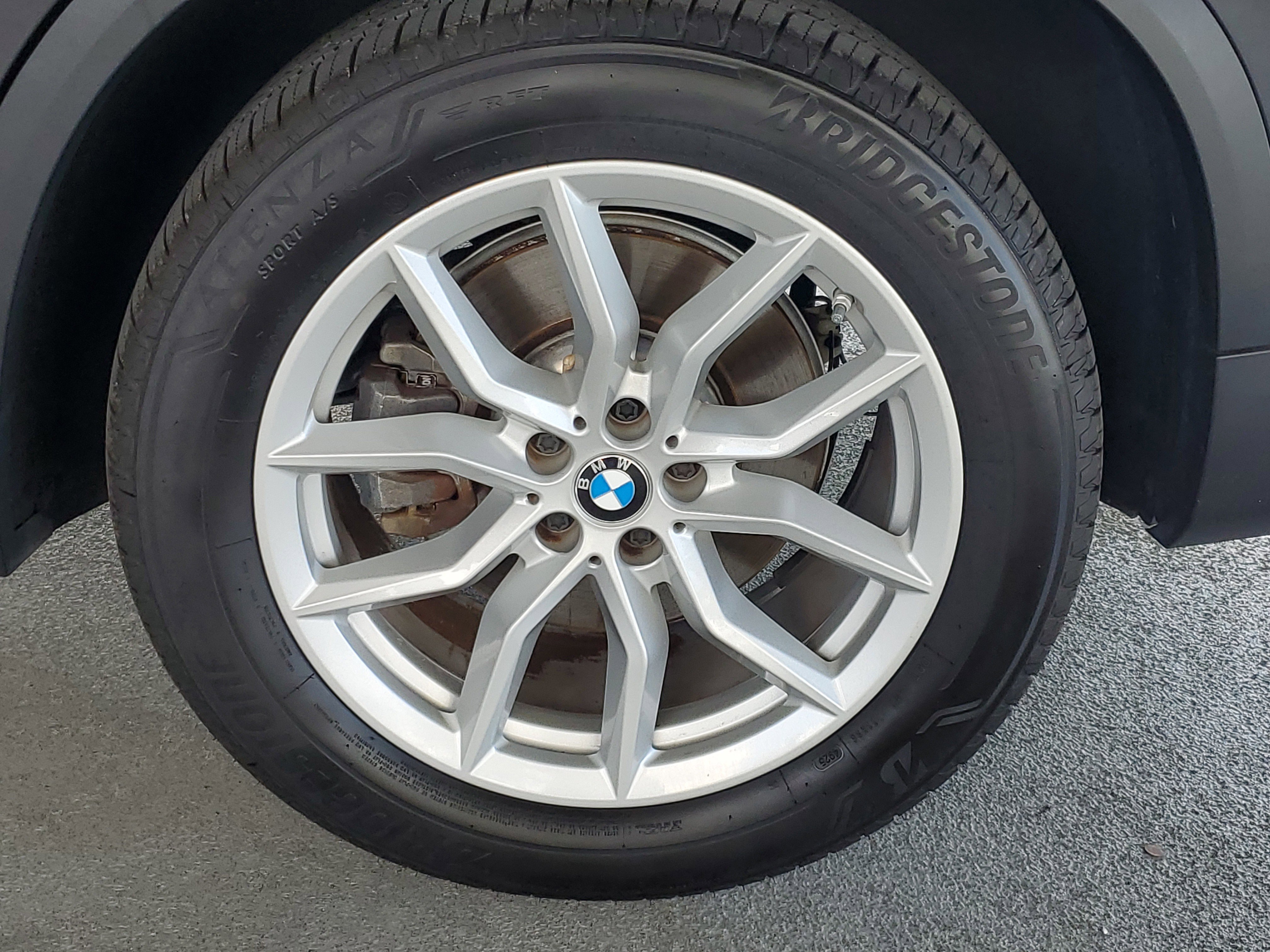 Used 2023 BMW X5 xDrive40i w/ Premium Package AWD/4WD image 7