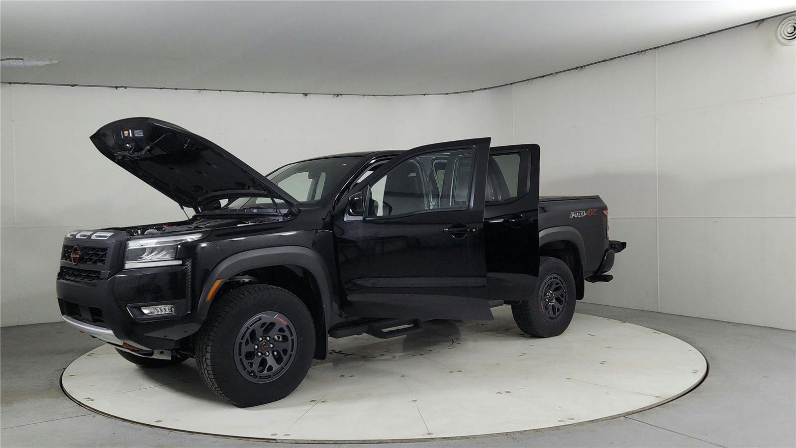 New 2025 Nissan Frontier PRO-4X image 10