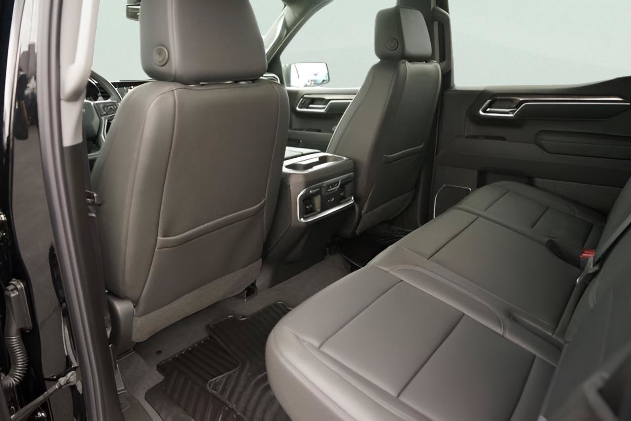 Used 2026 Chevrolet Silverado 1500 LTZ w/ LTZ Premium Texas Edition RWD image 12