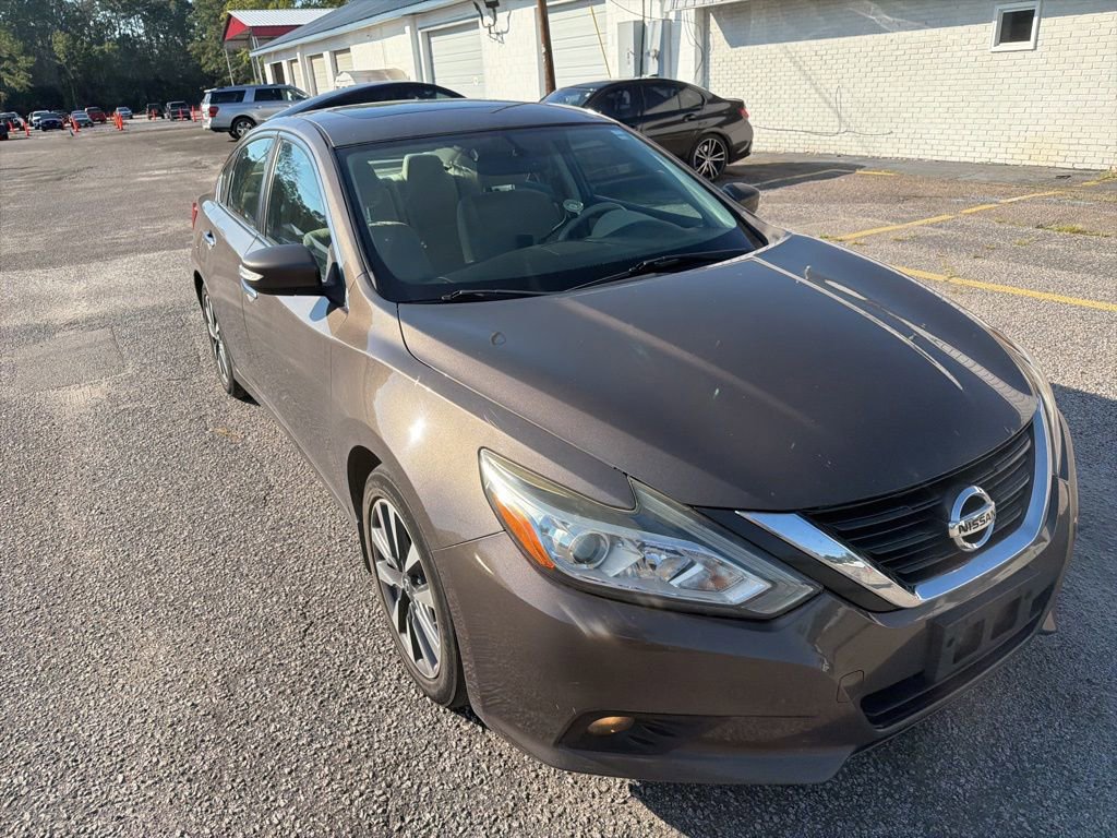 Used 2016 Nissan Altima 2.5 SV w/ Convenience Package