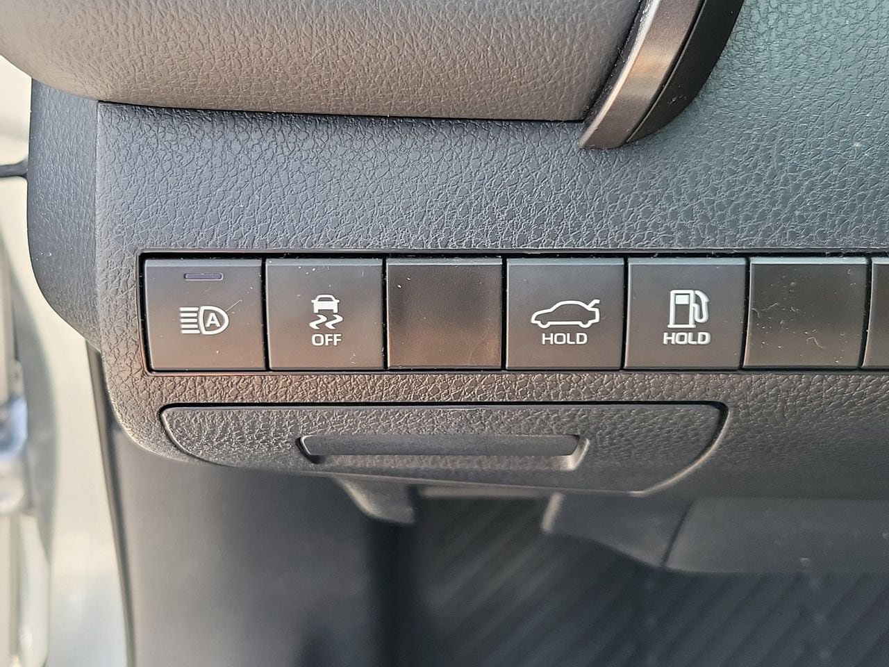 Used 2024 Toyota Camry XSE w/ Navigation Package FWD image 32