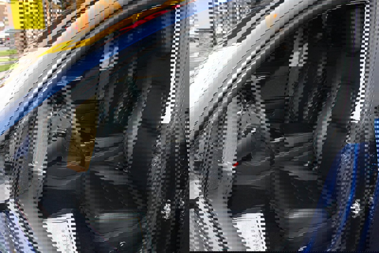 Used 2021 Tesla Model 3 Standard Range Plus image 38