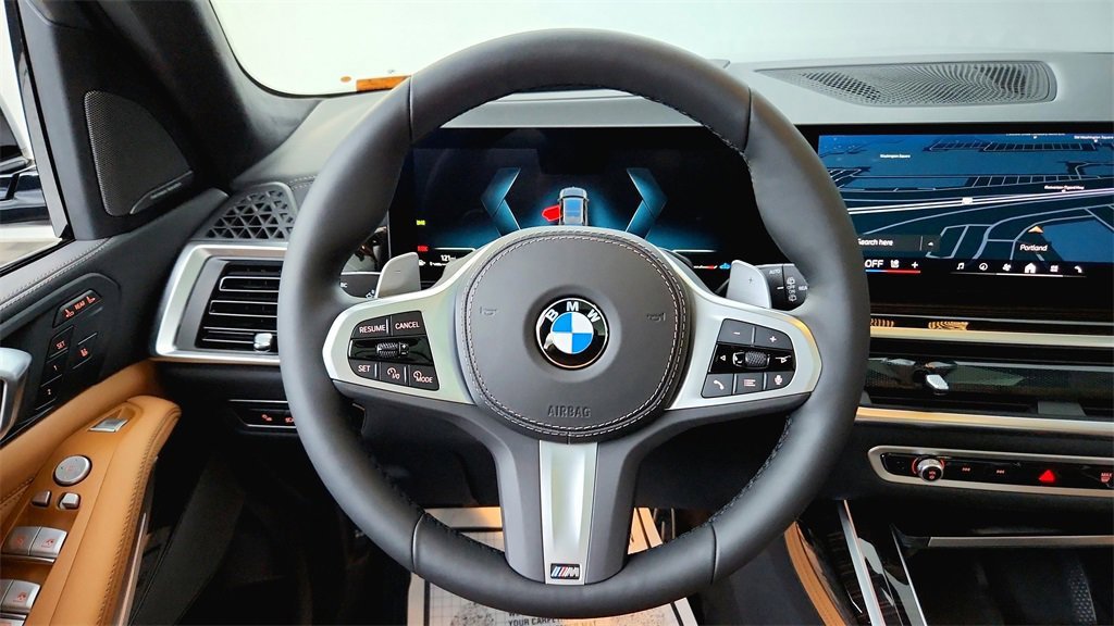 Used 2025 BMW X7 xDrive40i w/ M Sport Package image 40