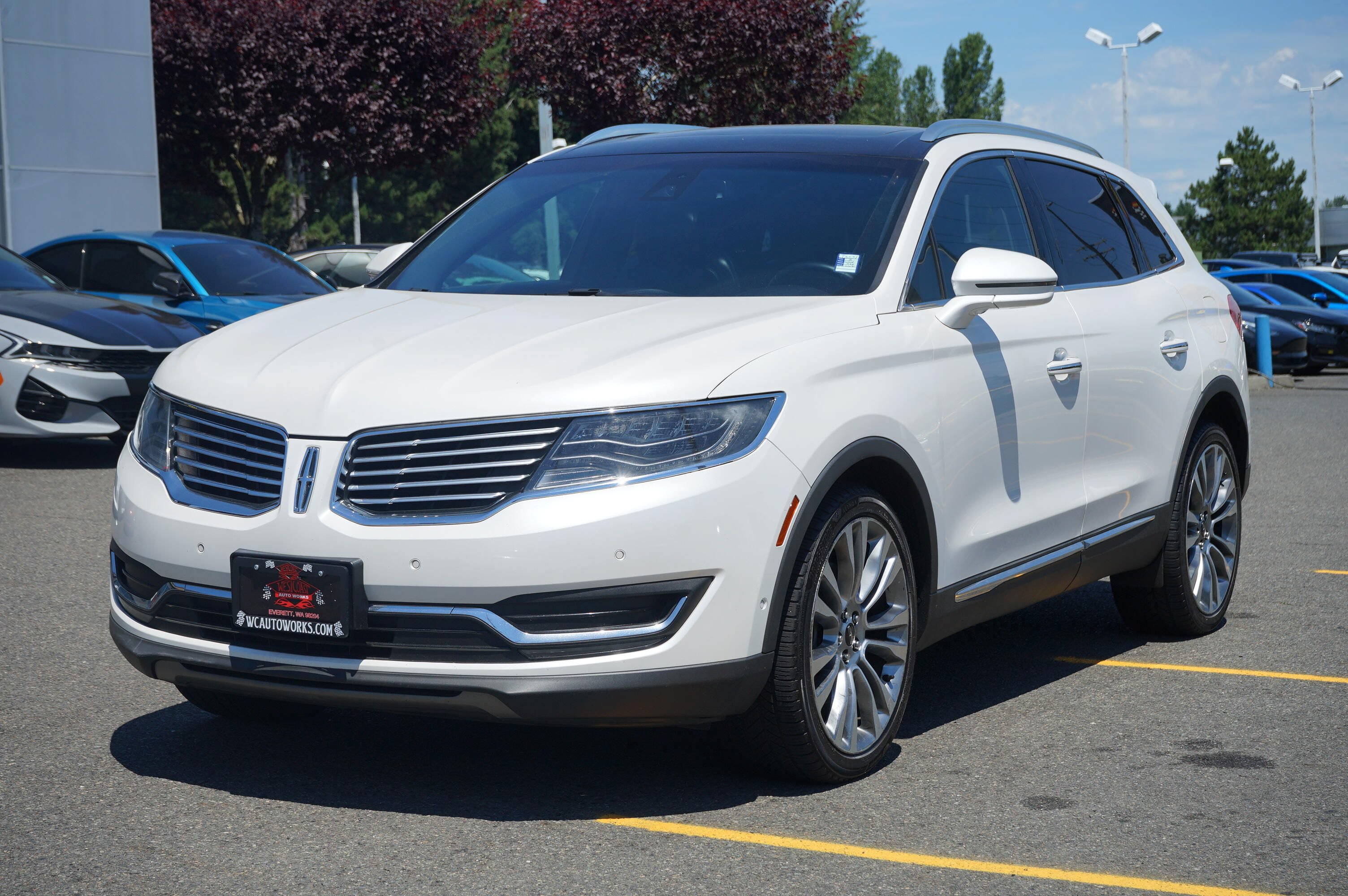 Used 2016 Lincoln MKX Reserve w/ Luxury Package AWD/4WD image 1