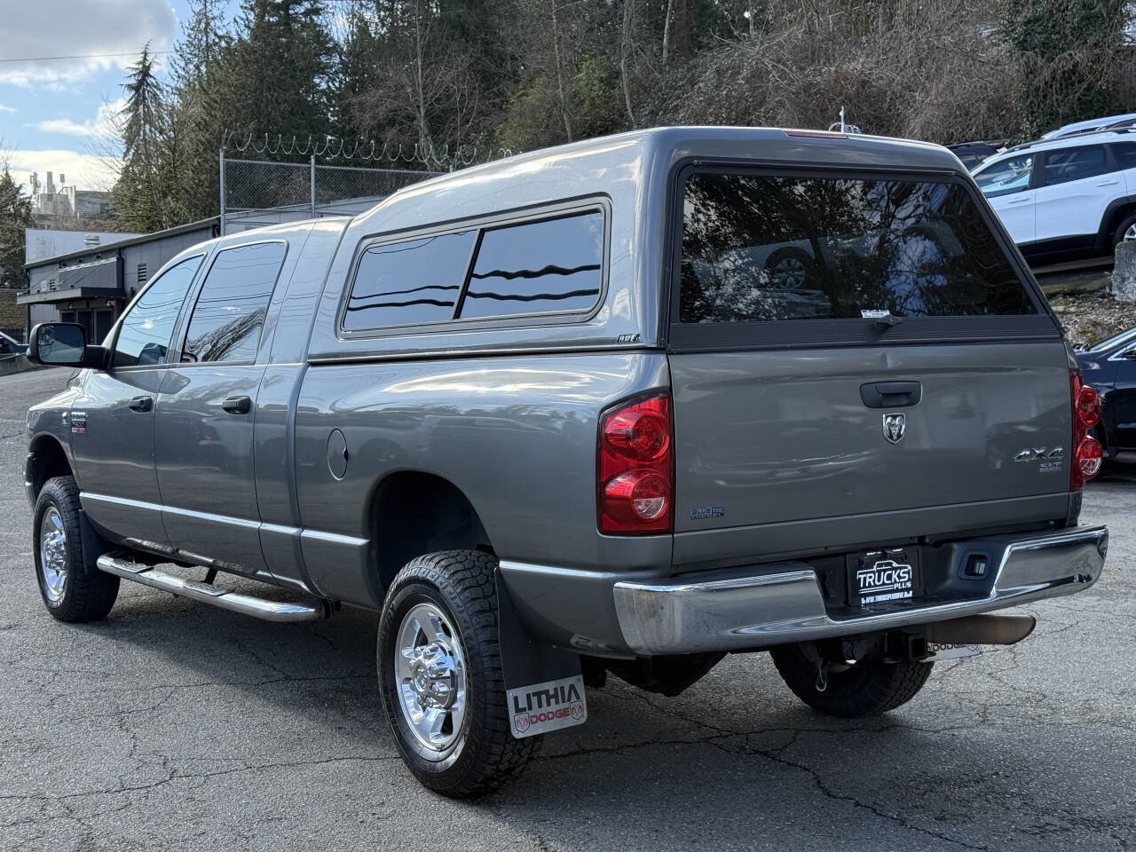 Used 2008 Dodge Ram 3500 Truck SXT image 3