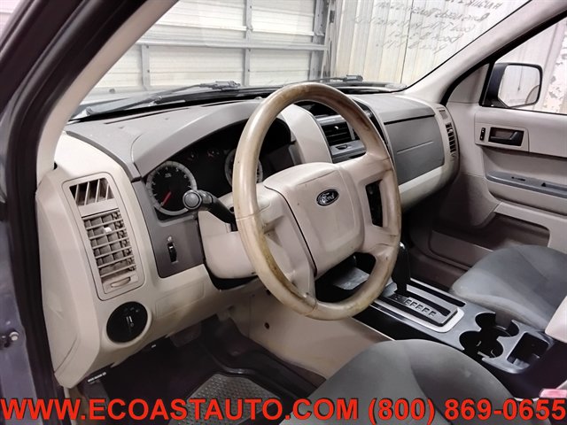 Used 2008 Ford Escape XLS AWD/4WD image 11