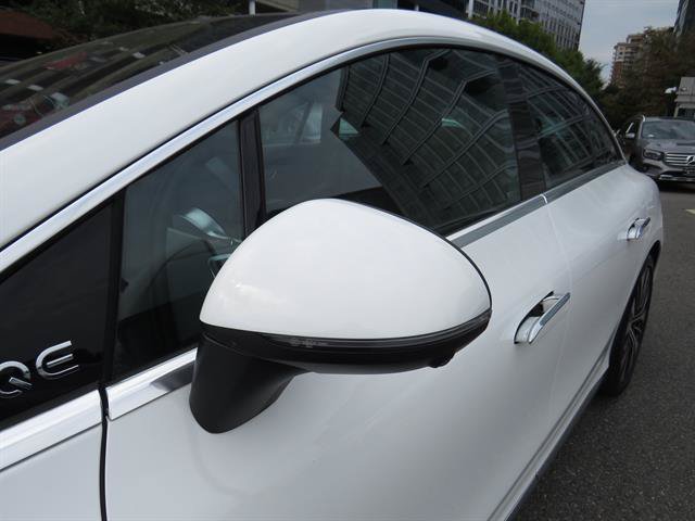 Certified 2023 Mercedes-Benz EQE 350+ 4MATIC Sedan w/ Exclusive Trim Package image 28