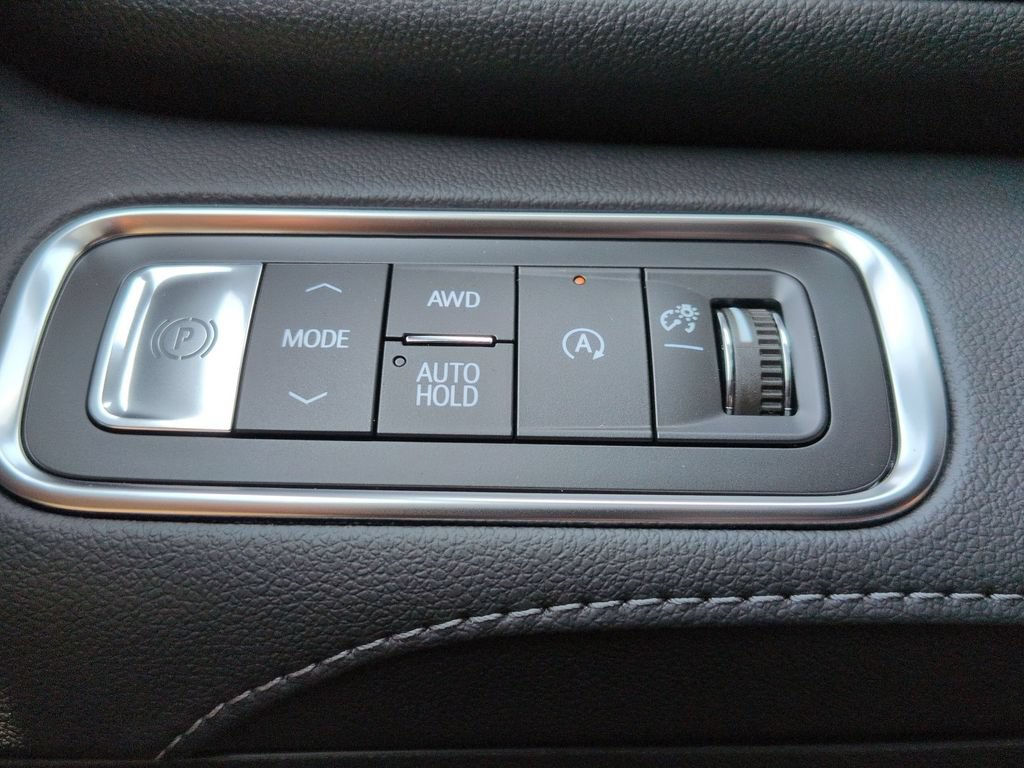 New 2026 Buick Enclave Preferred w/ Power Package AWD/4WD image 19