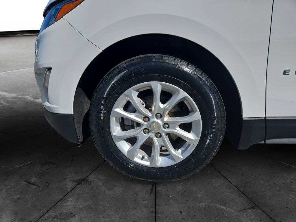 Used 2021 Chevrolet Equinox LT FWD image 14