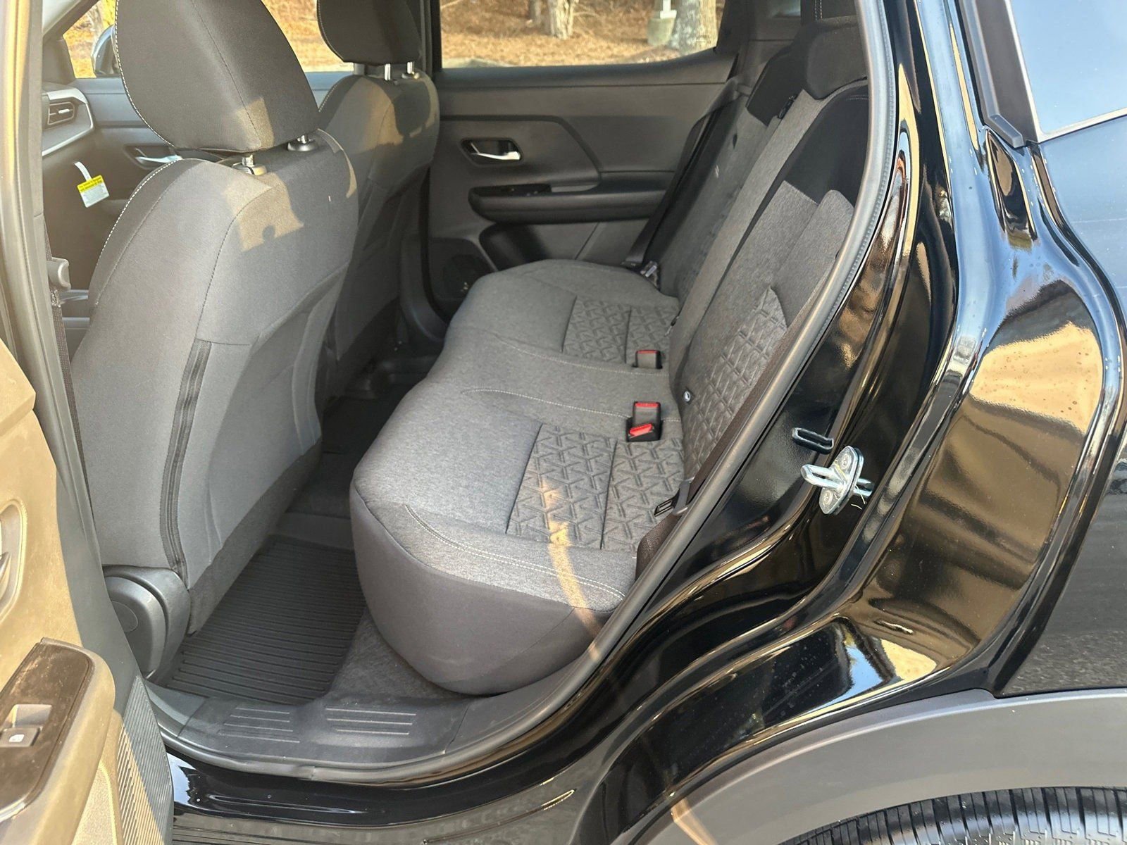 New 2026 Nissan Kicks SV image 7