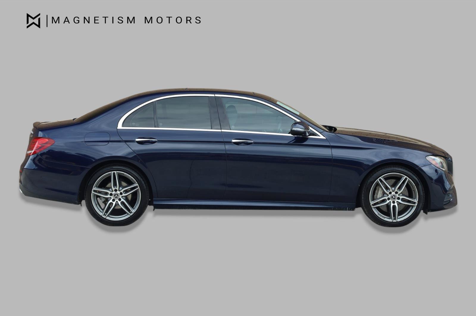 Used 2019 Mercedes-Benz E 300 4MATIC image 2