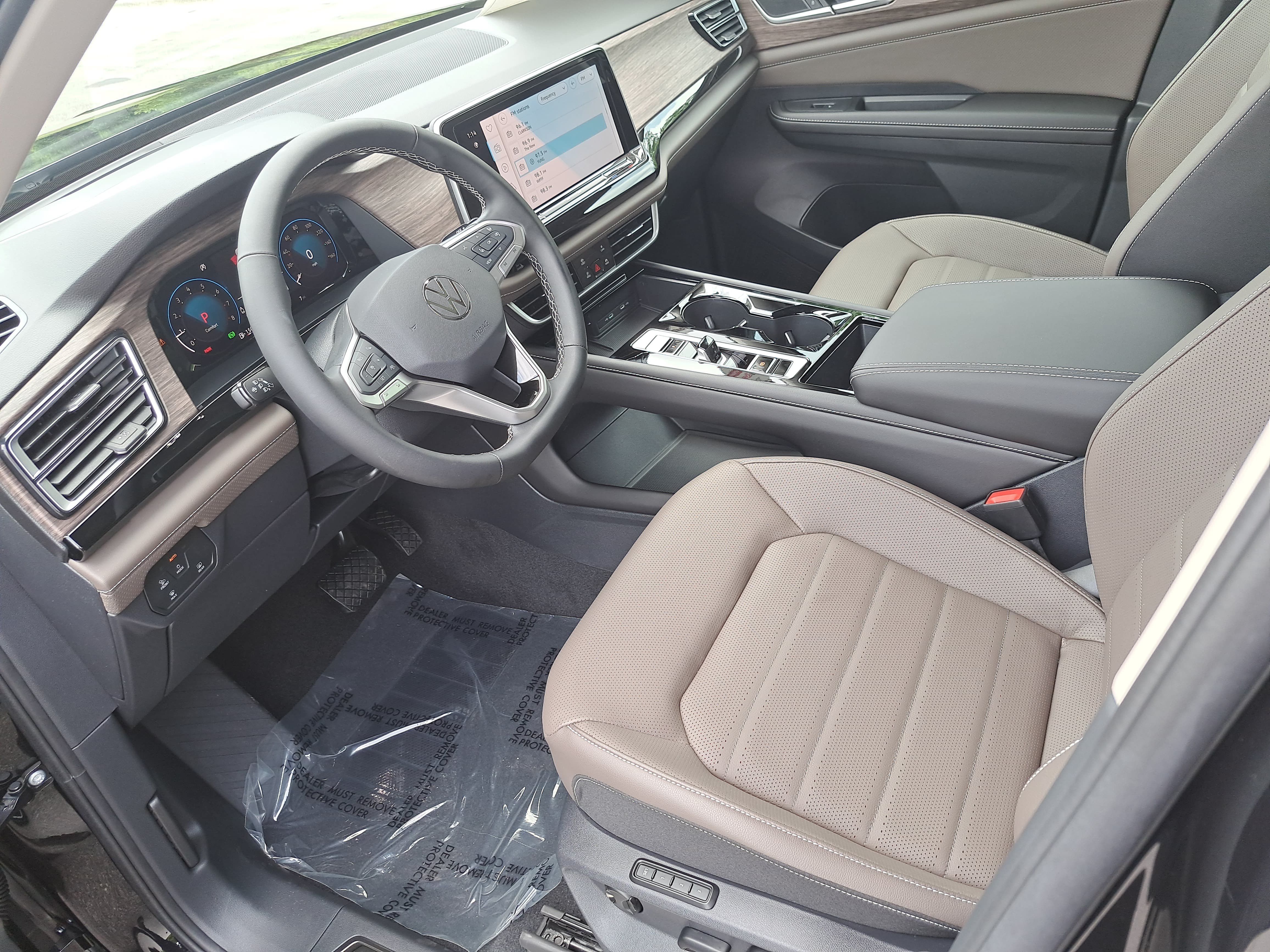 New 2026 Volkswagen Atlas SEL AWD/4WD image 17