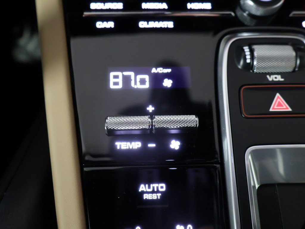 Used 2022 Porsche Cayenne GTS image 53