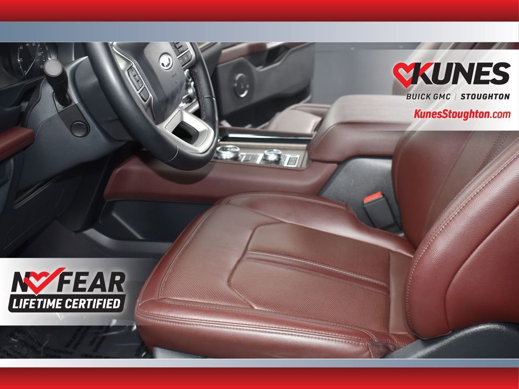 Used 2024 Ford Expedition Limited image 13