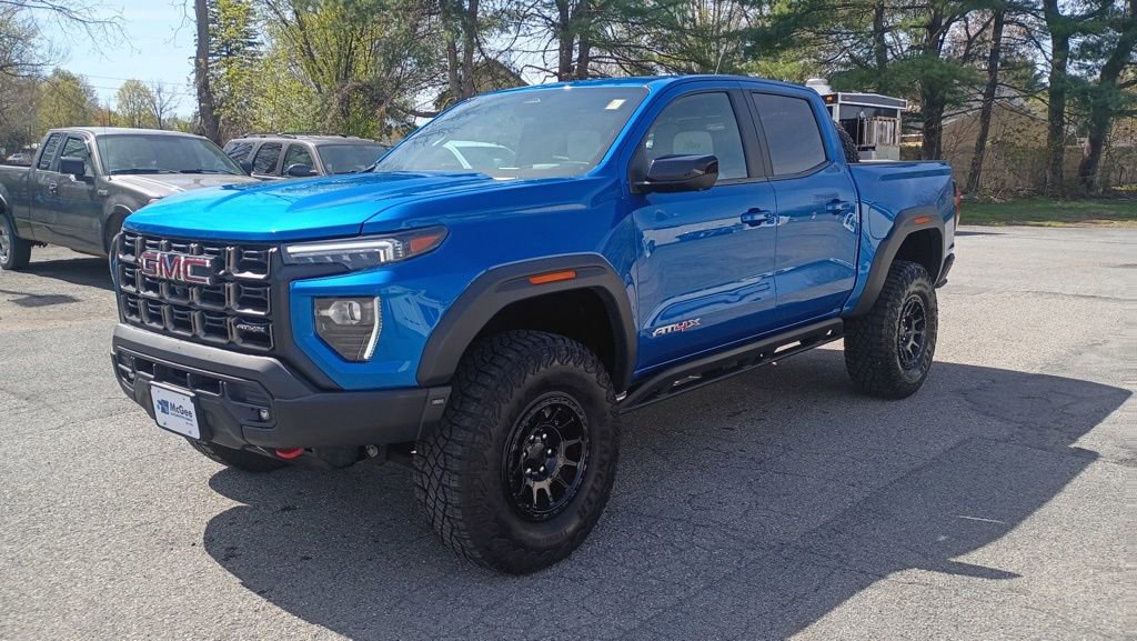 Used 2024 GMC Canyon AT4X w/ AT4X AEV Edition AWD/4WD image 5