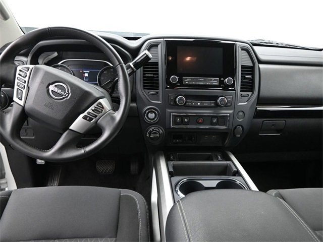 Used 2024 Nissan Titan SV w/ SV Convenience Package image 10