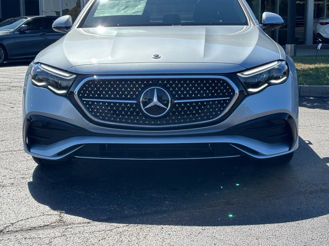 New 2027 Mercedes-Benz E 450 4MATIC Sedan image 2