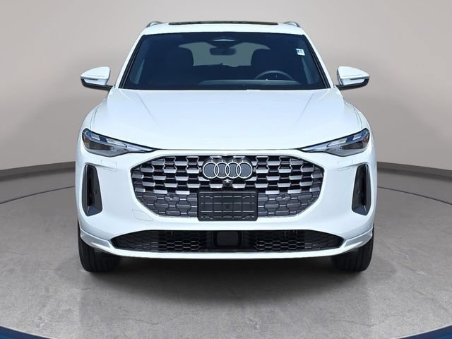 Used 2025 Audi Q5 Premium AWD/4WD image 2
