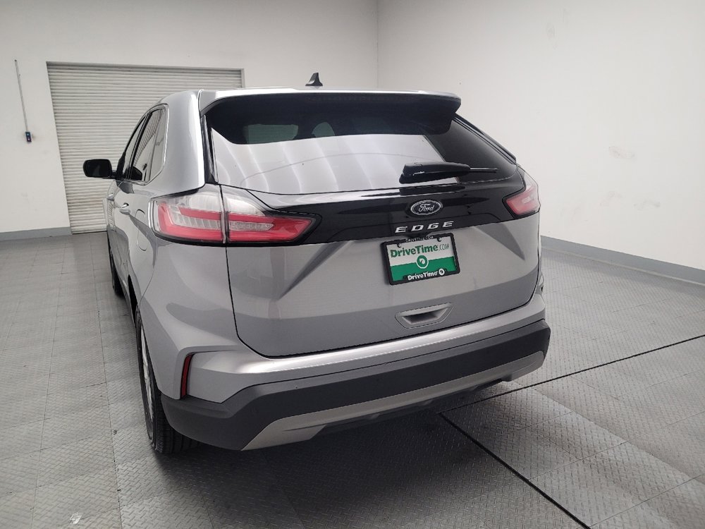 Used 2024 Ford Edge SEL image 6