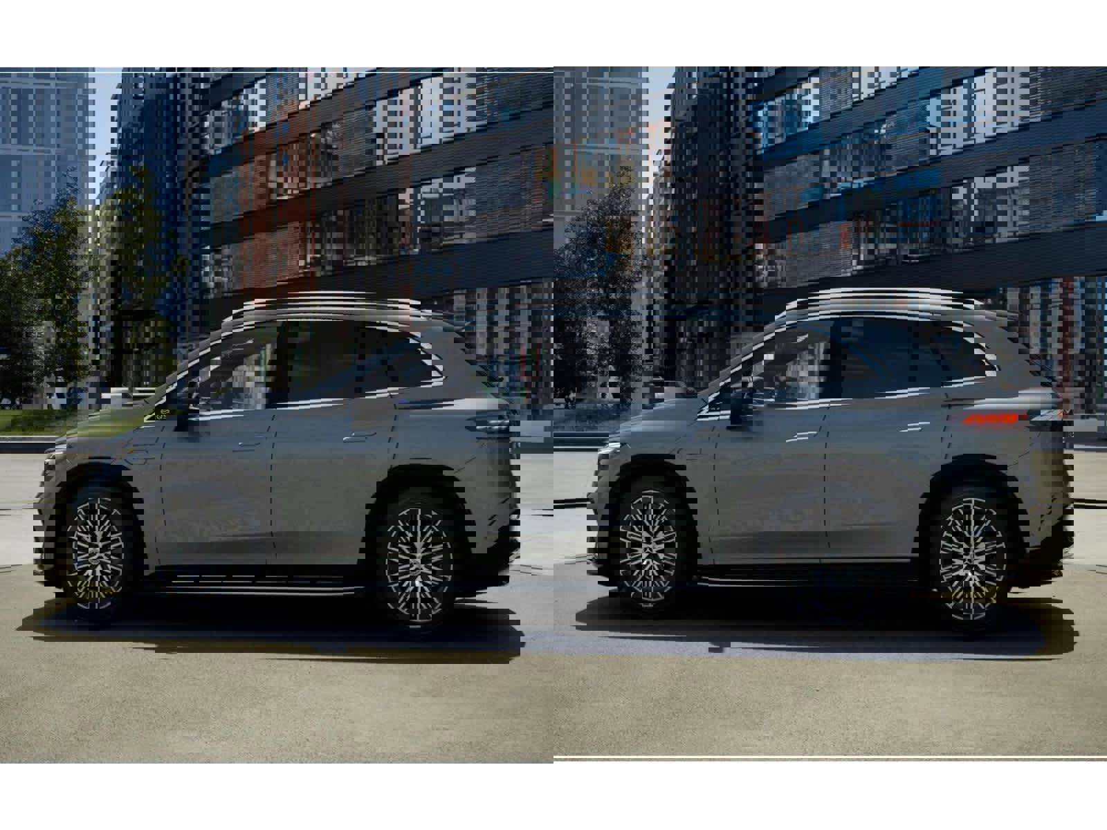 New 2026 Mercedes-Benz EQS 400 4MATIC SUV image 32