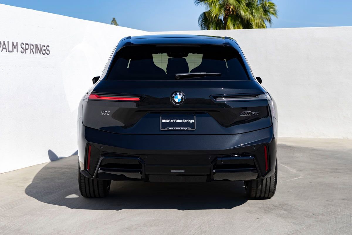 New 2026 BMW iX M70 image 7
