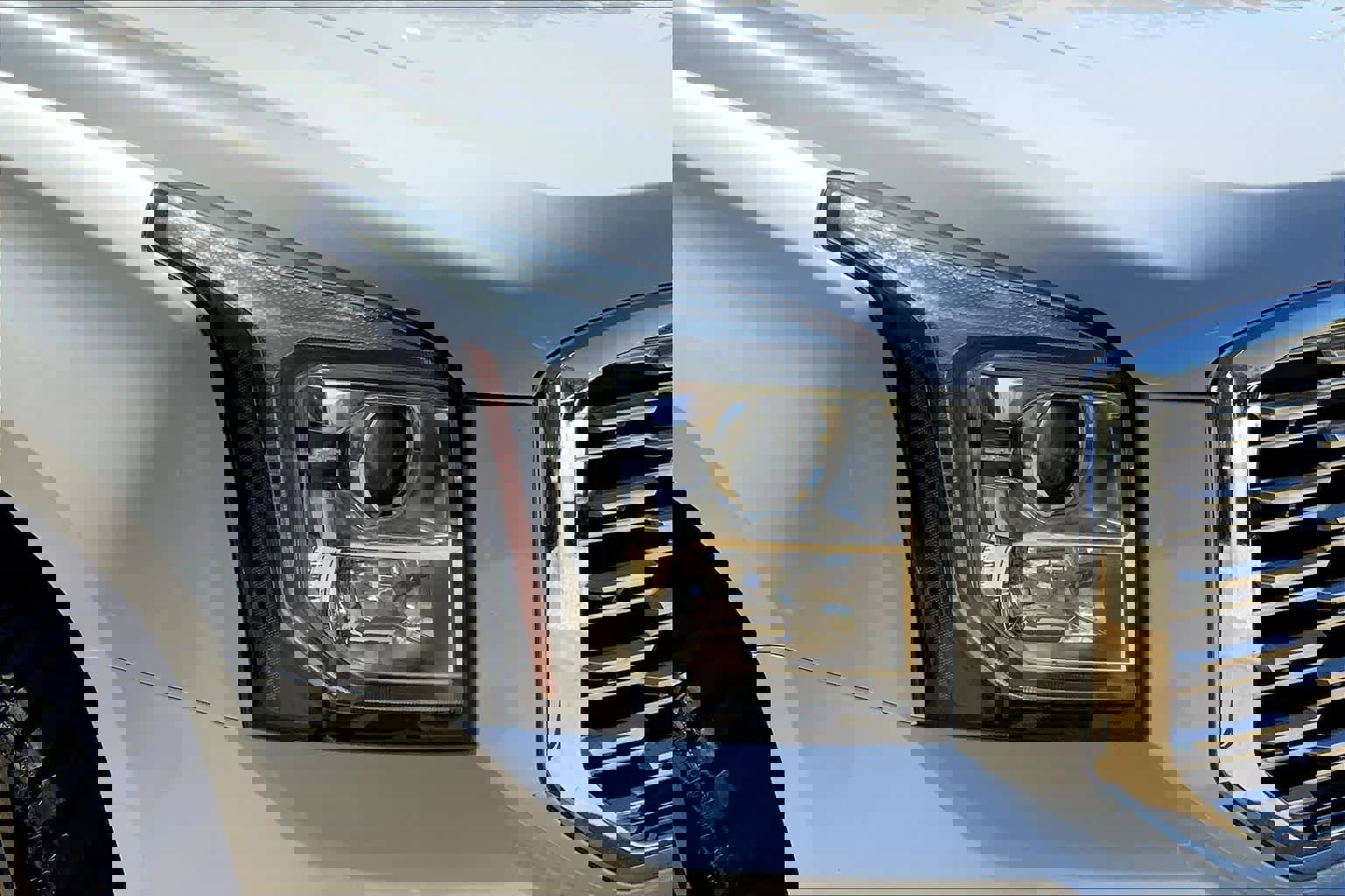 Used 2019 GMC Yukon Denali w/ Open Road Package image 26