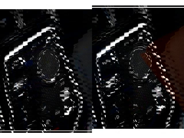 Used 2025 BMW i7 eDrive50 w/ Premium Package image 67