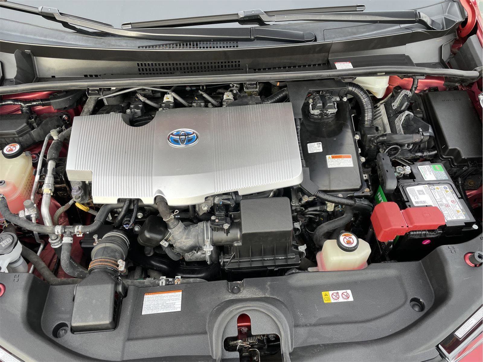 Used 2018 Toyota Prius Three image 10