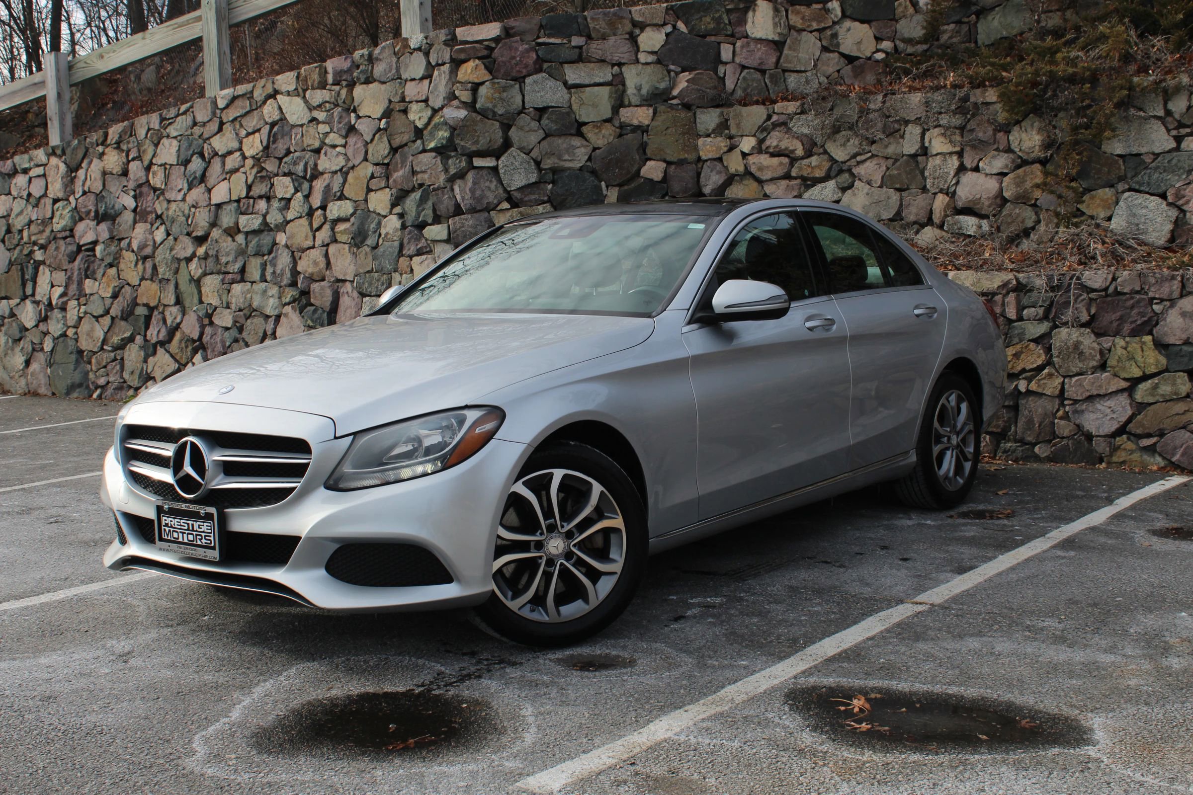 Used 2017 Mercedes-Benz C 300 4MATIC Sedan image 2