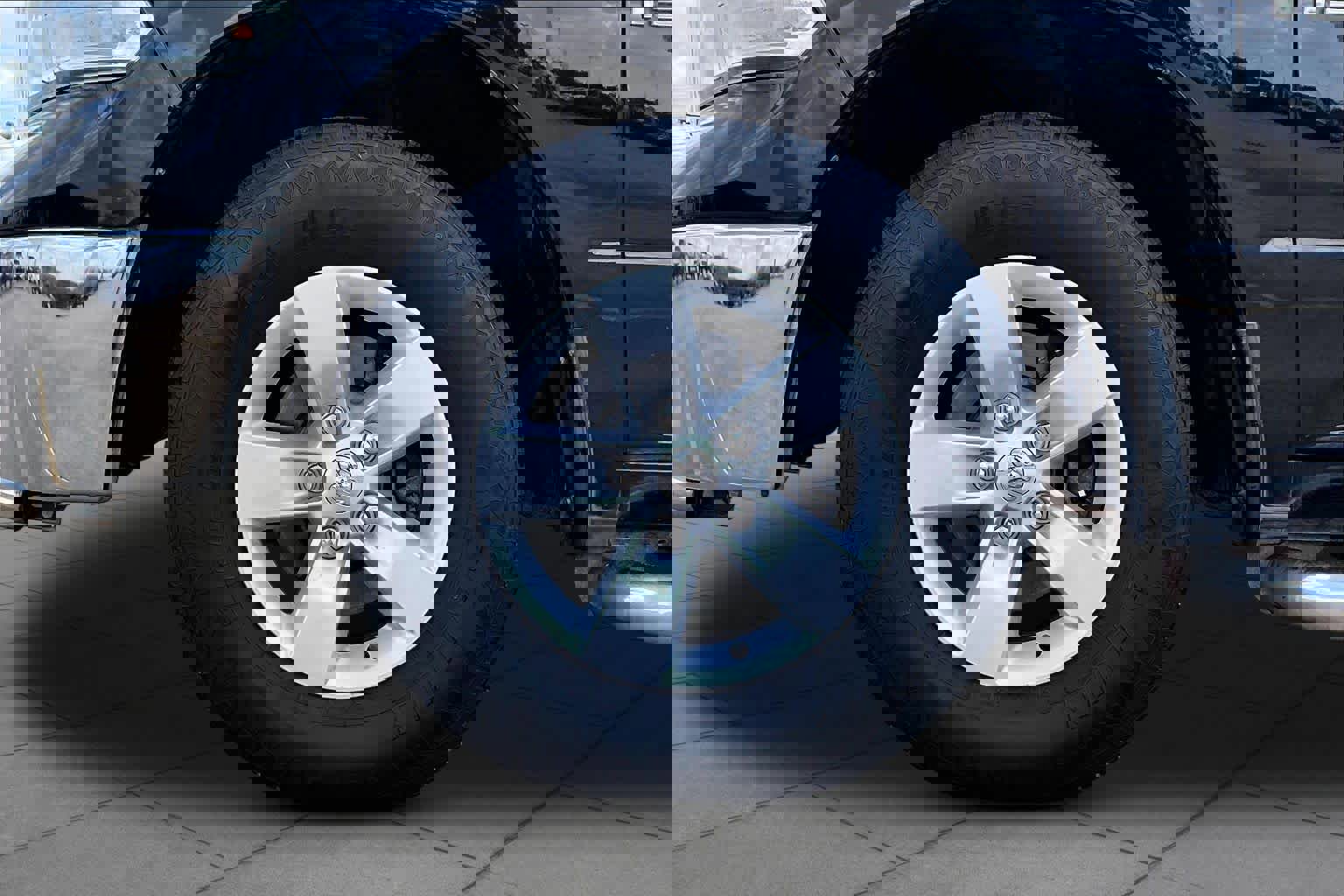 Used 2015 RAM 1500 Classic SLT image 10