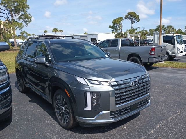 Used 2023 Hyundai Palisade Calligraphy w/ Cargo Package FWD image 11