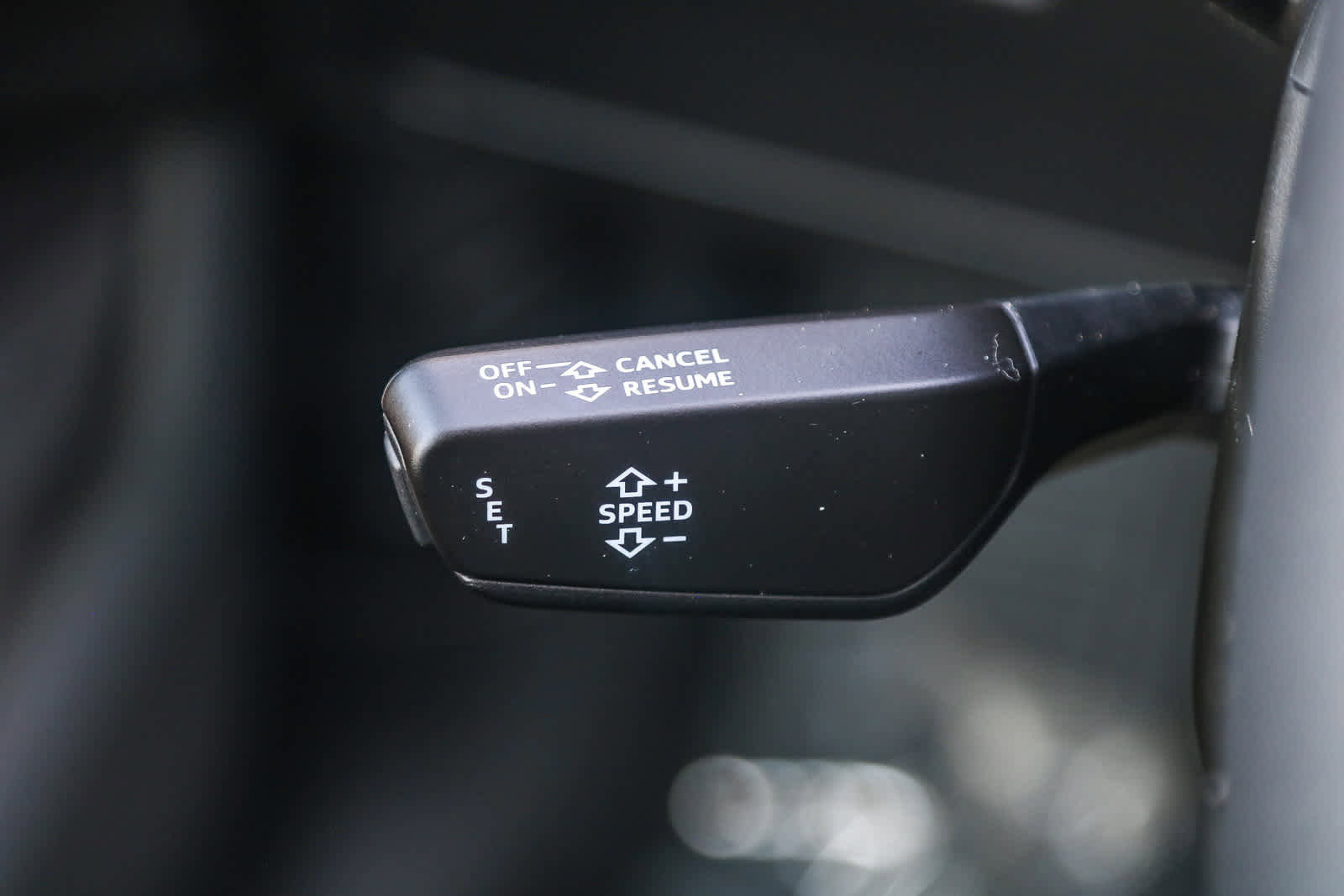 Used 2022 Audi e-tron Premium image 30