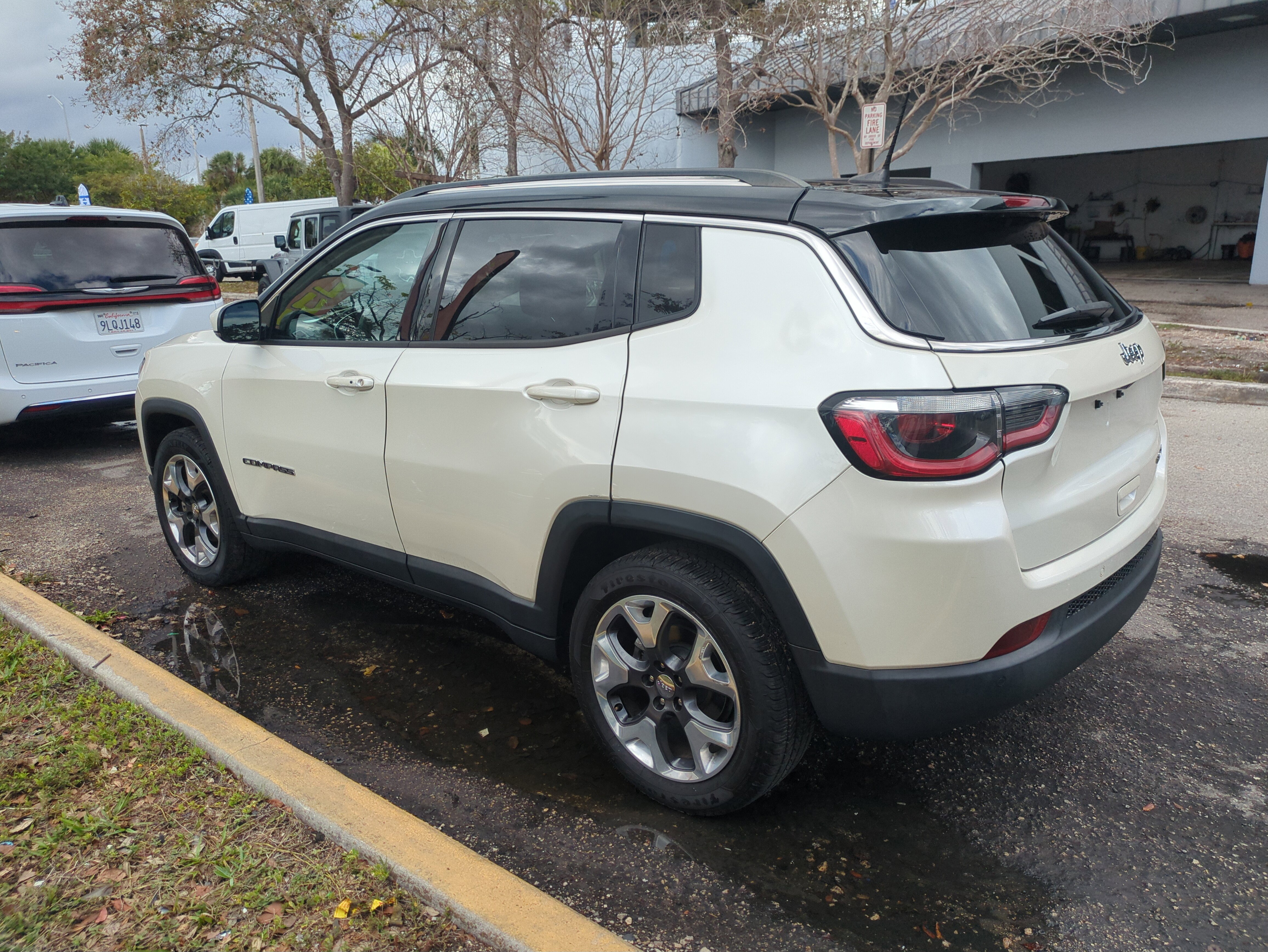 Certified 2018 Jeep Compass Limited w/ Navigation Group image 7
