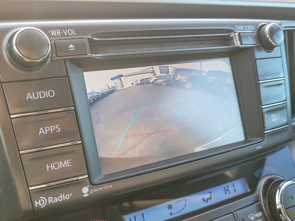 Used 2015 Toyota RAV4 XLE image 15