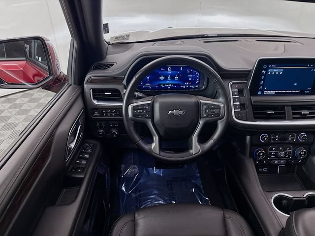 Used 2022 Chevrolet Tahoe Z71 w/ Luxury Package AWD/4WD image 24