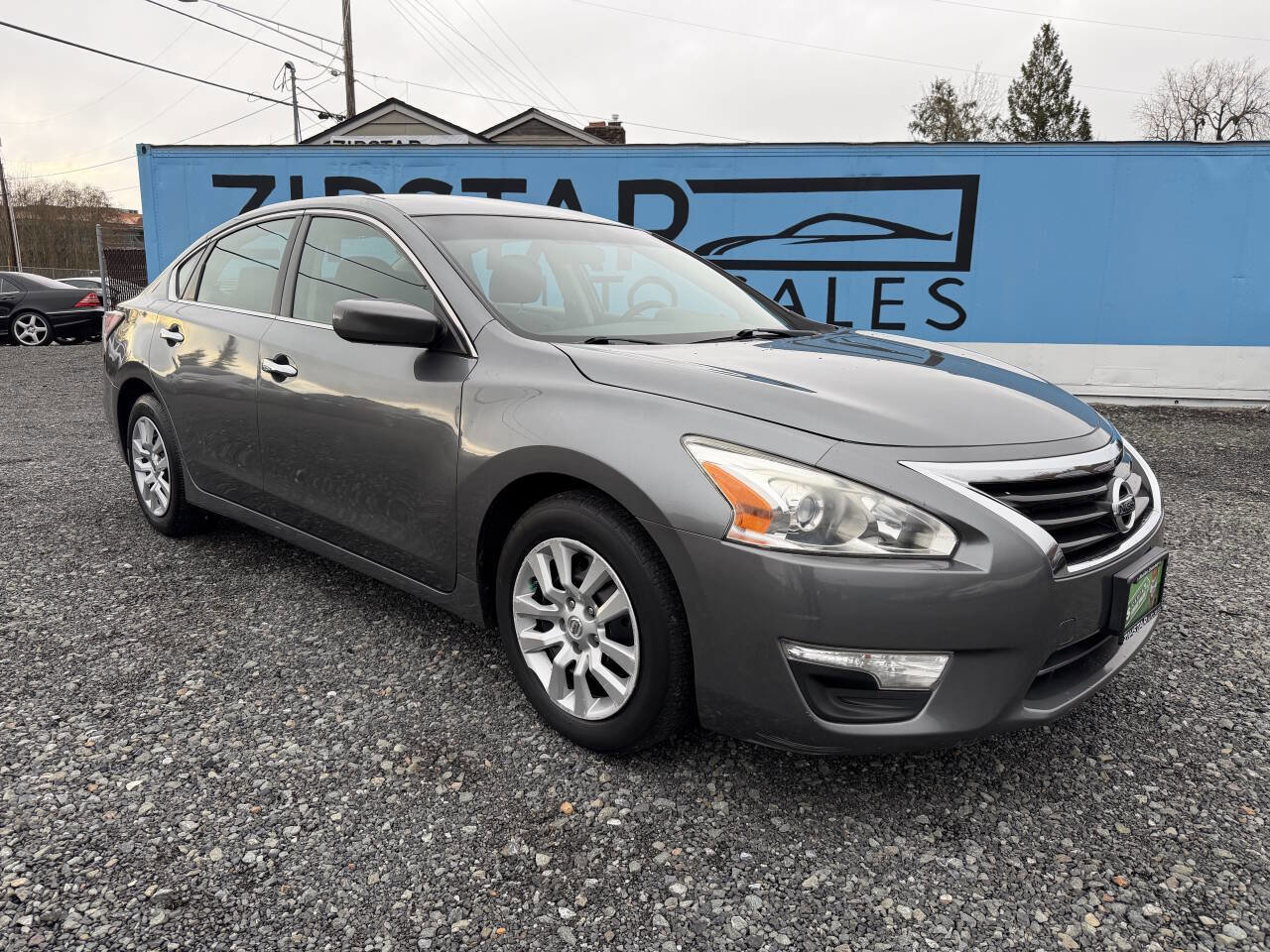 Used 2014 Nissan Altima 2.5 S FWD image 1