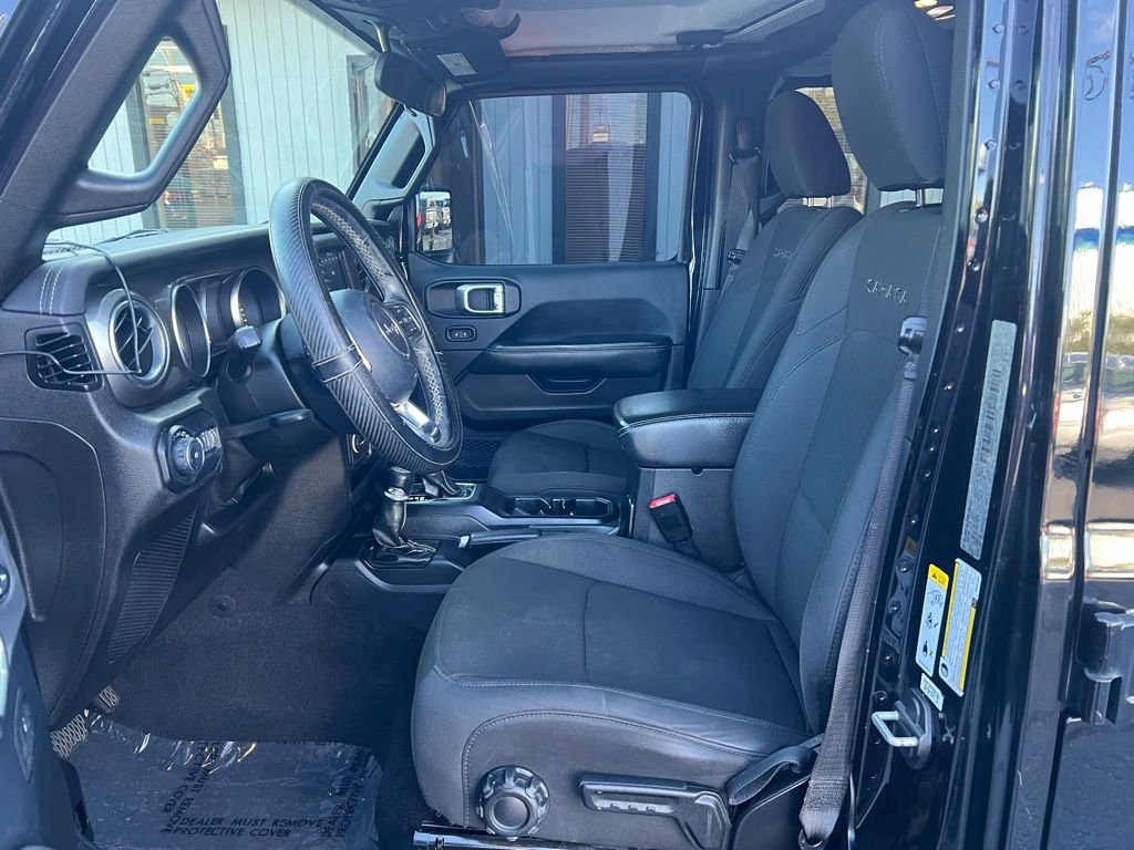 Used 2019 Jeep Wrangler Unlimited Sahara image 8